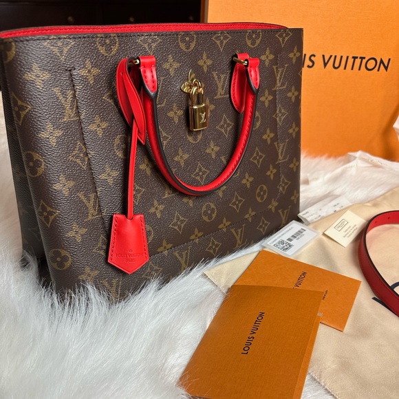 ❤️SOLD IN M❤️Authentic Brand new LOUIS VUITTON Monogram Flower Tote Coquelic 👜 - Picture 2 of 16